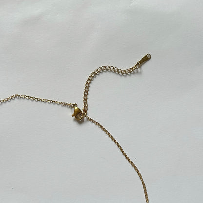 Flower leaf necklace