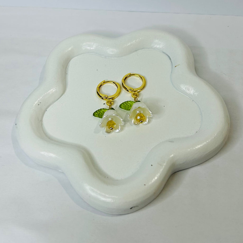 Flower leaf Earrings