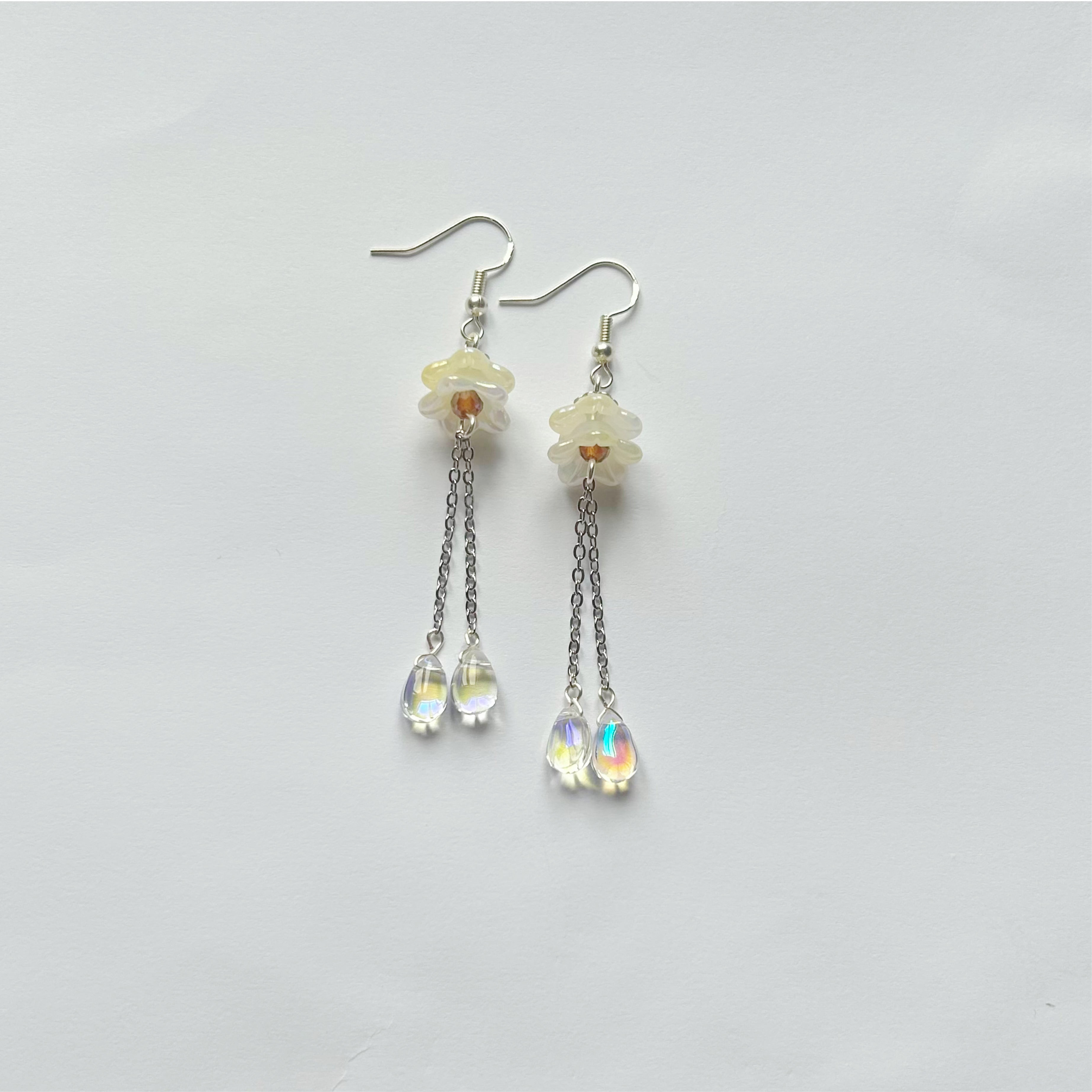 Lily drop Earrings