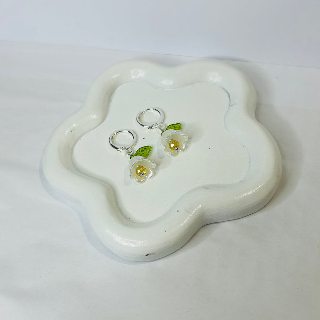 Flower leaf Earrings