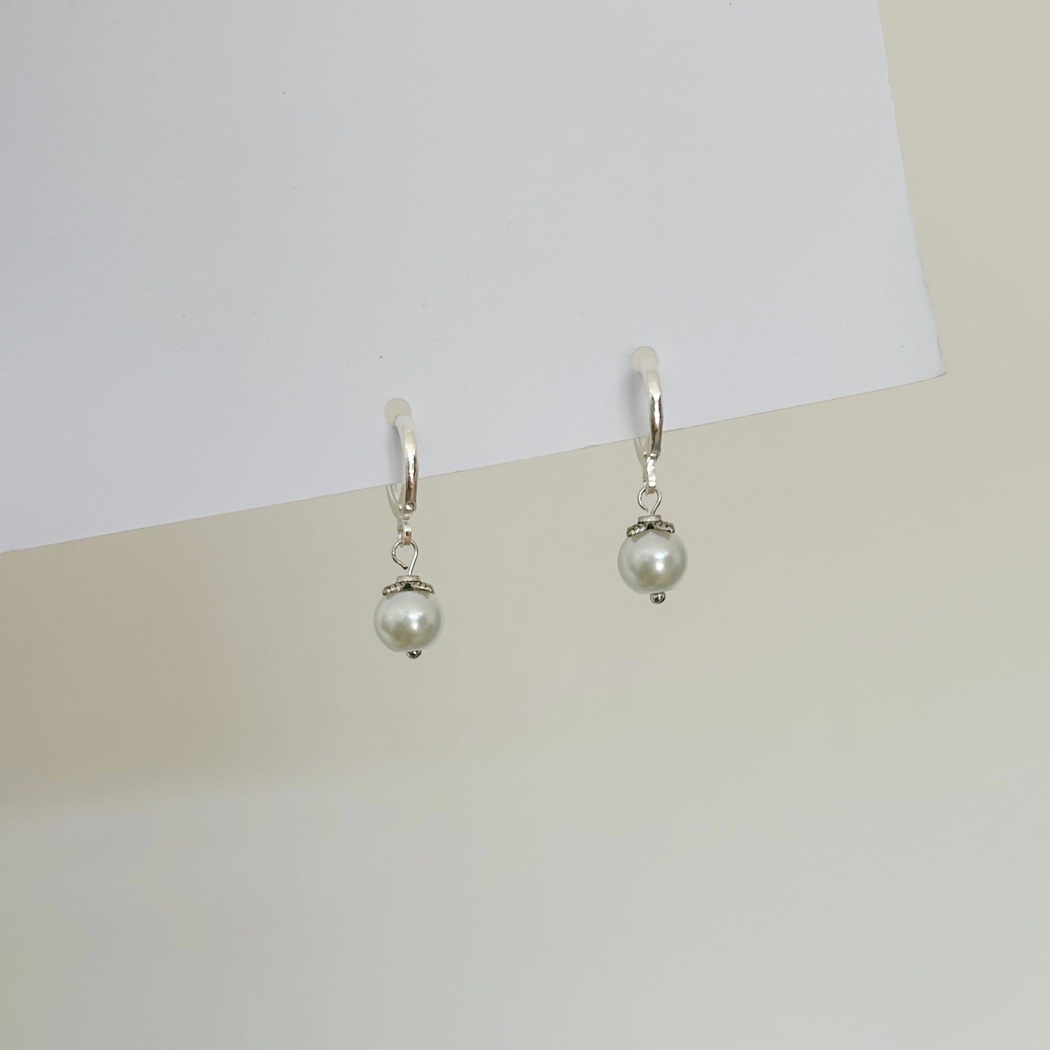 Elegant pearl Earrings