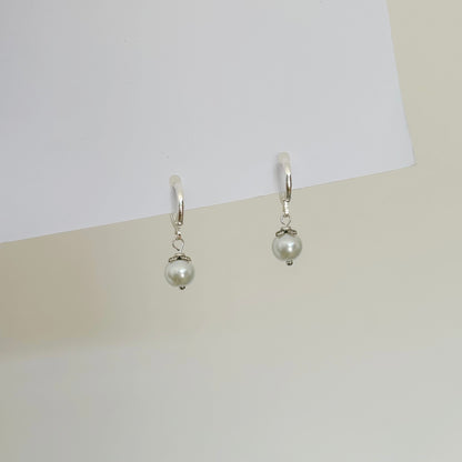Elegant pearl Earrings
